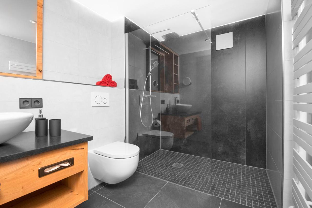 Chalet-Ferienwohnung Schlossblick, 51 Qm, Wellness/Fitness/Sauna - Bergroedelhof Feilitzsch Luaran gambar