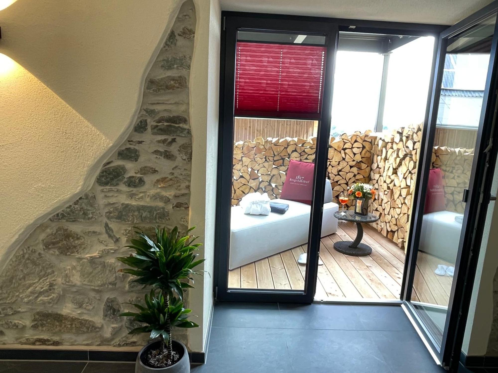 Chalet-Ferienwohnung Schlossblick, 51 Qm, Wellness/Fitness/Sauna - Bergroedelhof Feilitzsch Luaran gambar