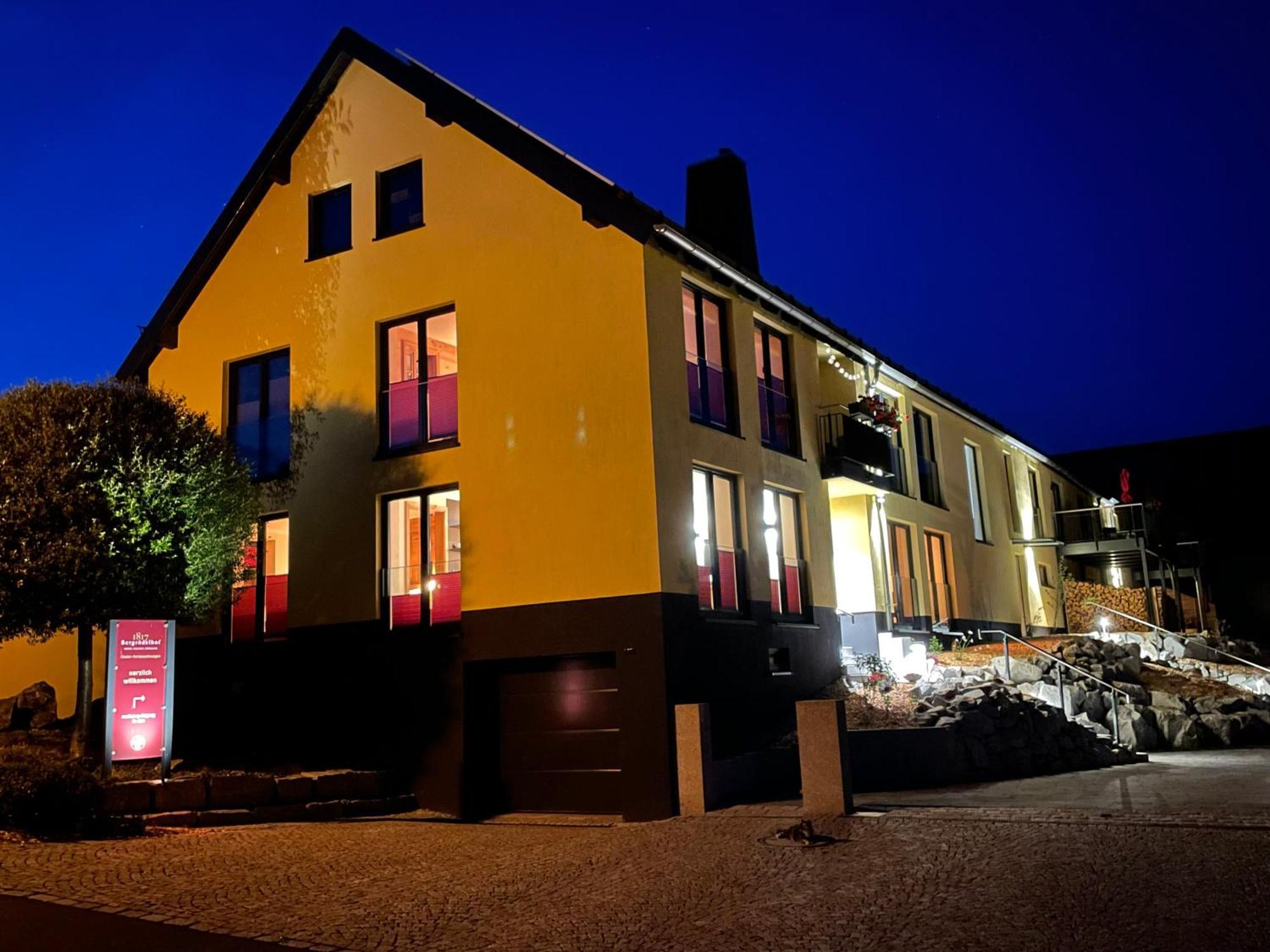 Chalet-Ferienwohnung Schlossblick, 51 Qm, Wellness/Fitness/Sauna - Bergroedelhof Feilitzsch Luaran gambar